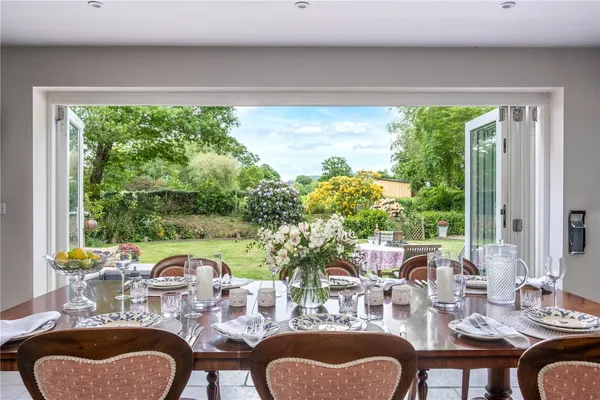 Fernhurst Road, Milland, GU30 photo 5