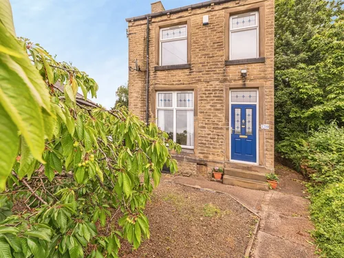 Cowcliffe Hill Road, Huddersfieldphoto