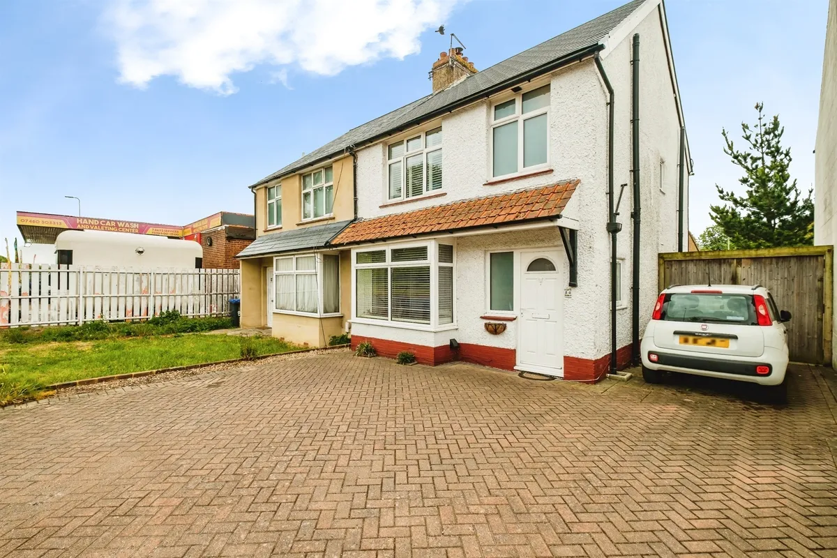 Old Shoreham Road, Lancing
