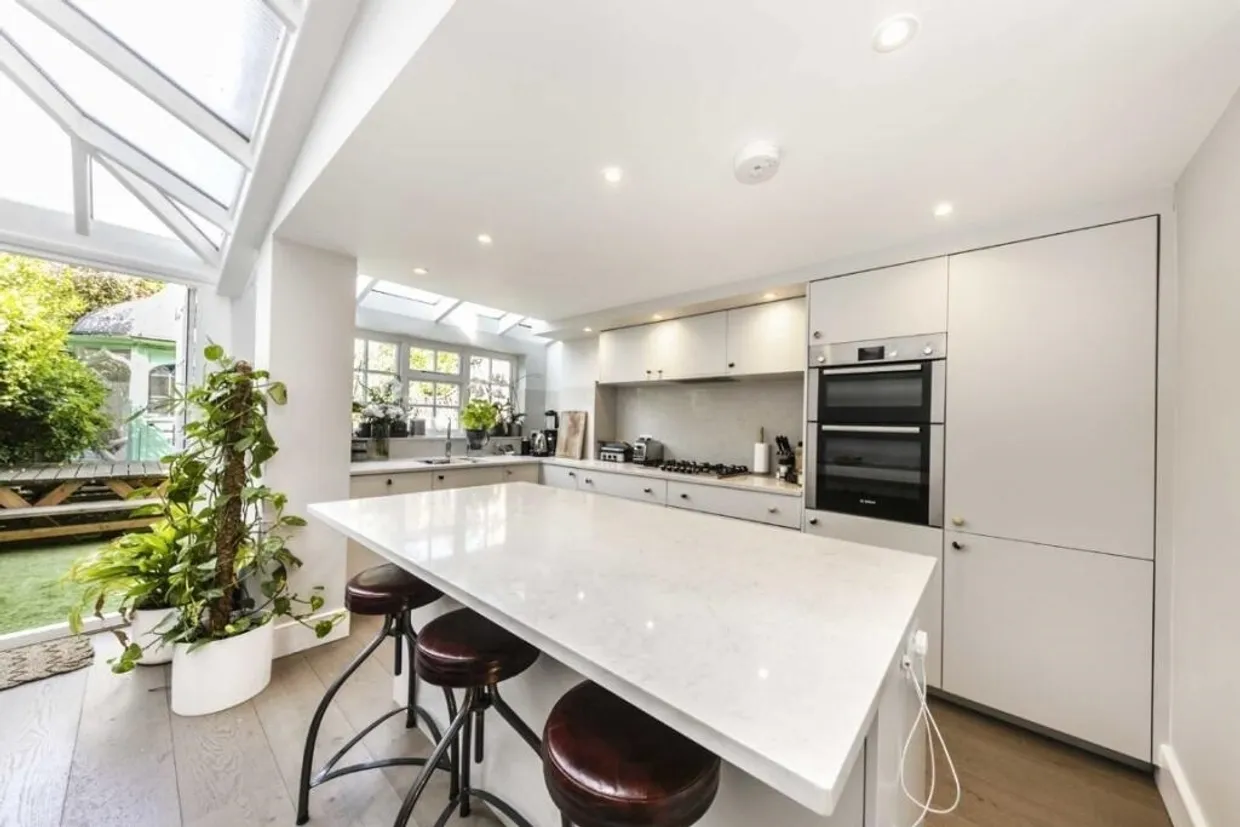 Holmead Road London SW6 photo 2