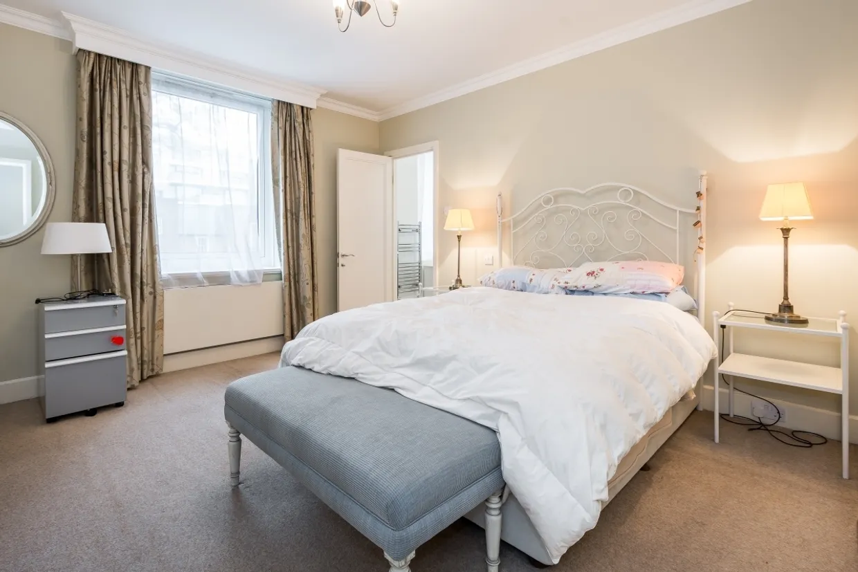 Hamilton House, Vicarage Gate W8 photo 5