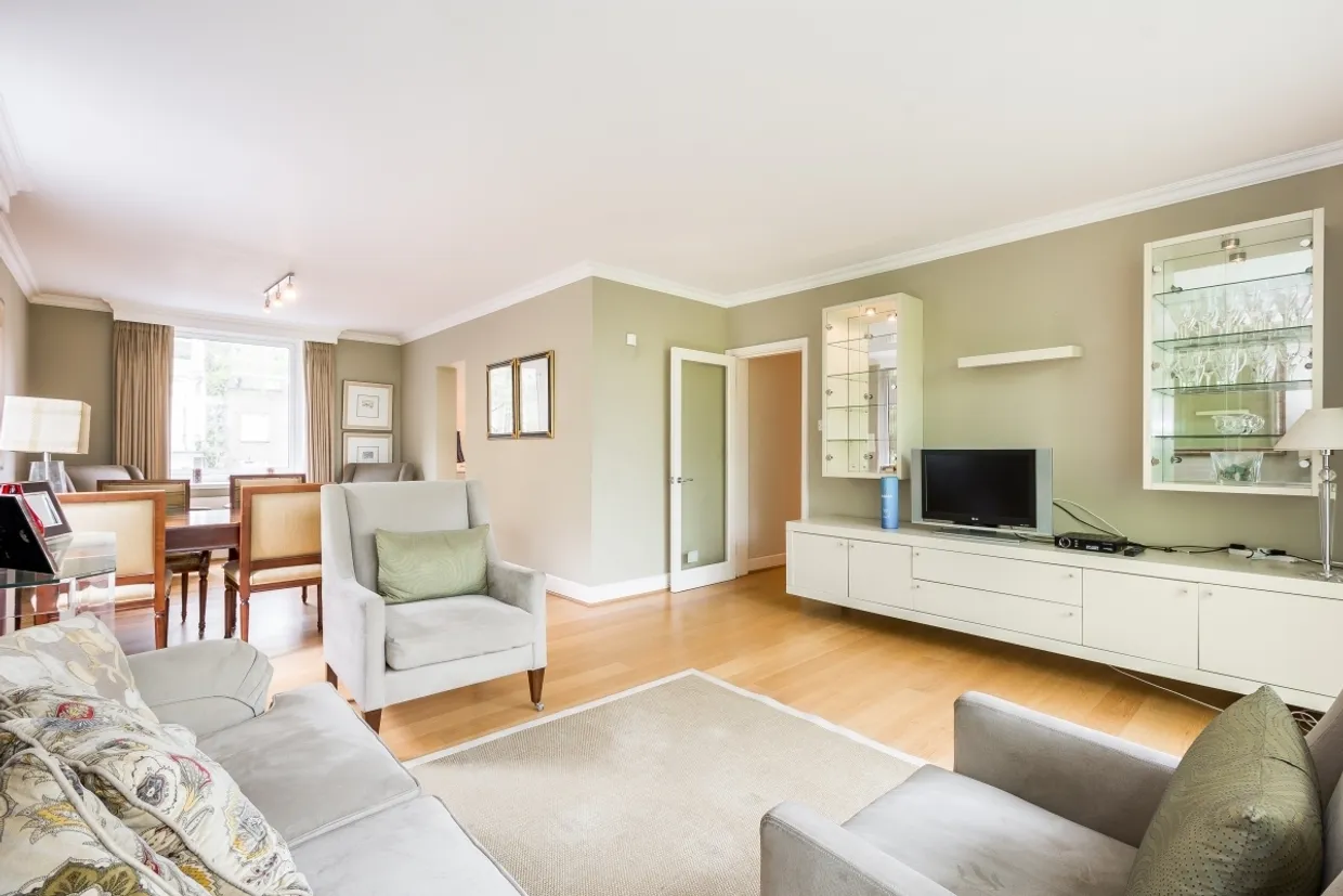 Hamilton House, Vicarage Gate W8 photo 6
