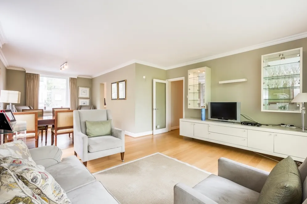 Hamilton House, Vicarage Gate W8 photo 6