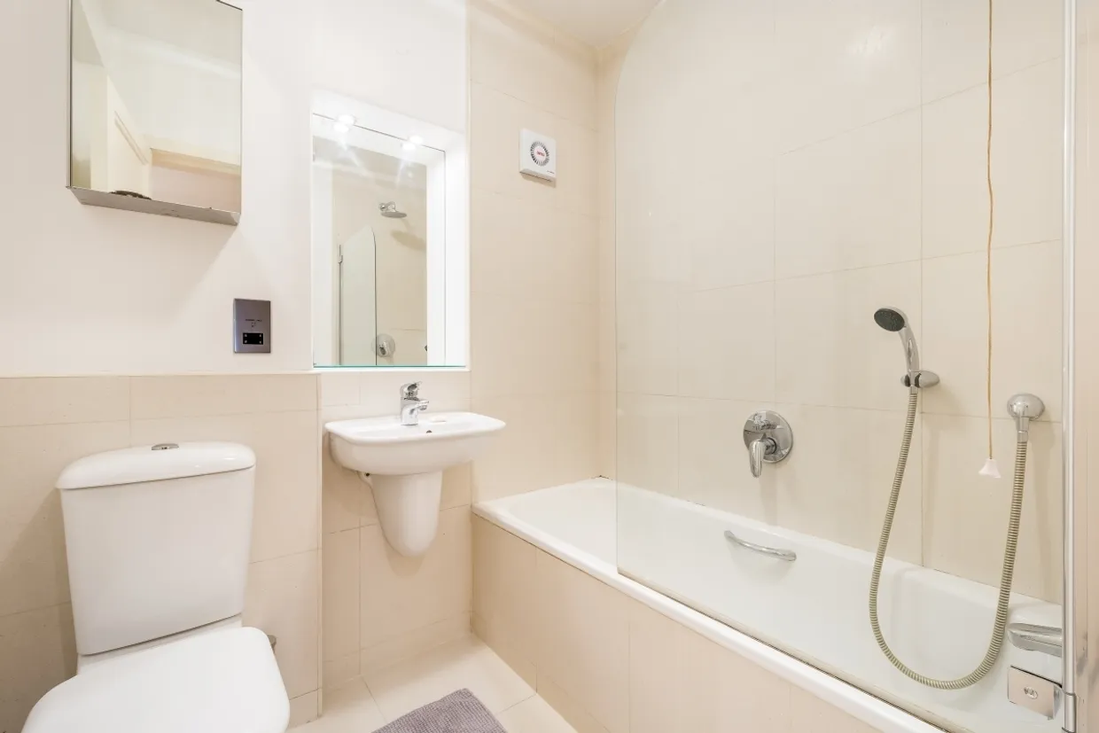 Hamilton House, Vicarage Gate W8 photo 7