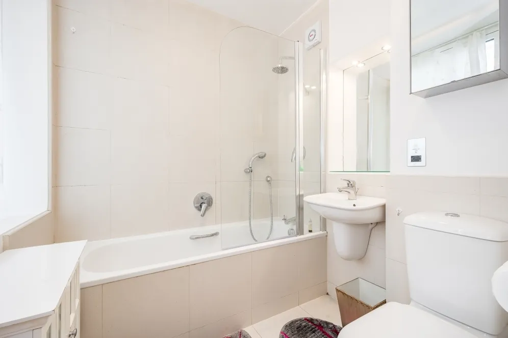 Hamilton House, Vicarage Gate W8 photo 10