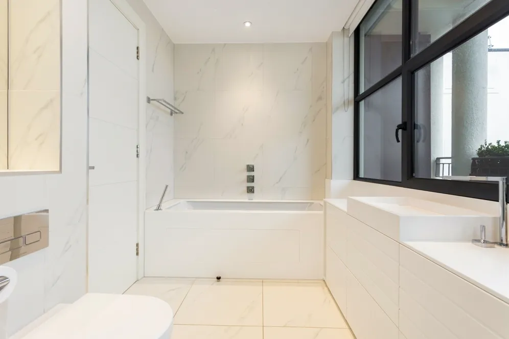 Warple Way, London W3, EPC B photo 14