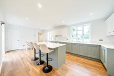 Coolhurst Doomsday Lane RH13 photo 2