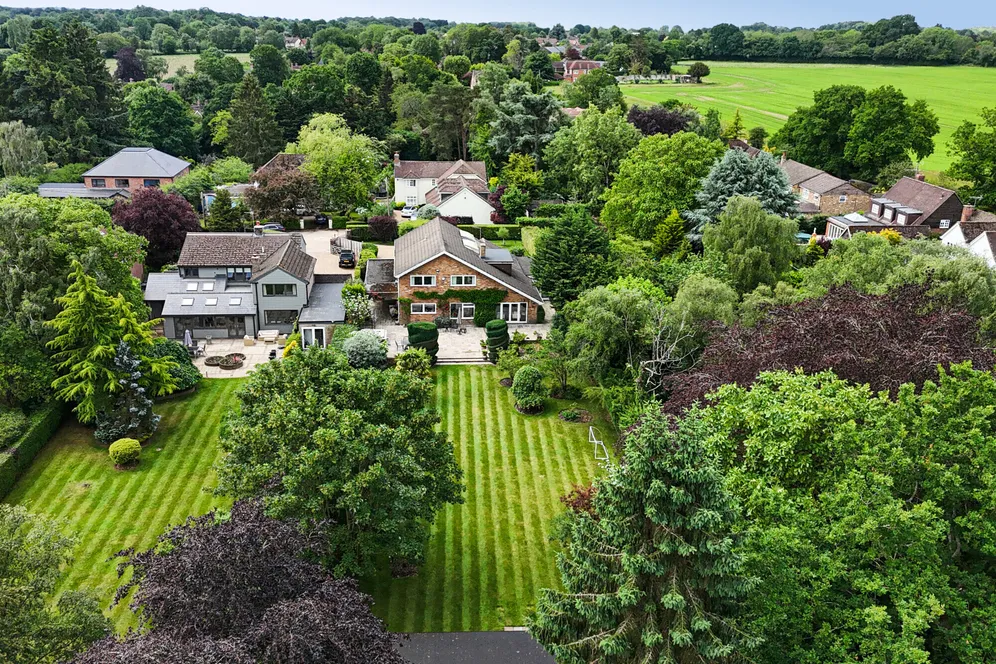 Broomfield Close, Great Missenden, HP16 photo 2