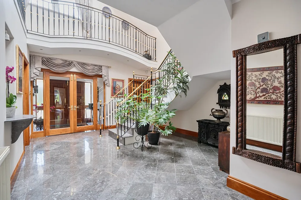 Broomfield Close, Great Missenden, HP16 photo 6