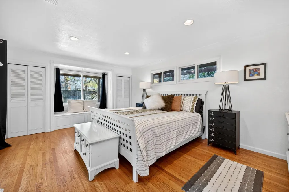 3852 El Ricon Way, Sacramento, CA 95864