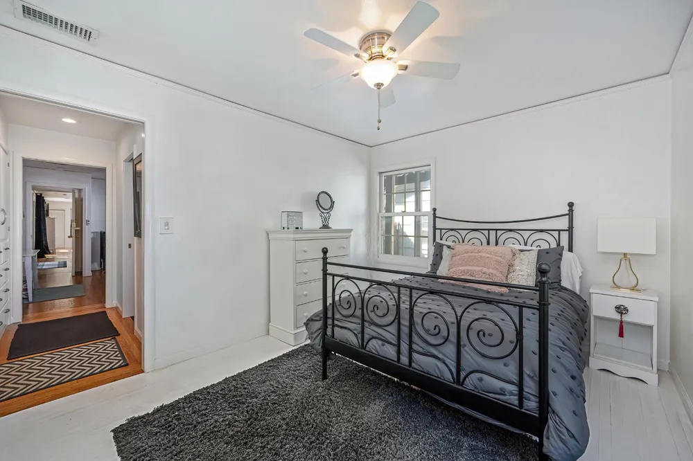 3852 El Ricon Way, Sacramento, CA 95864