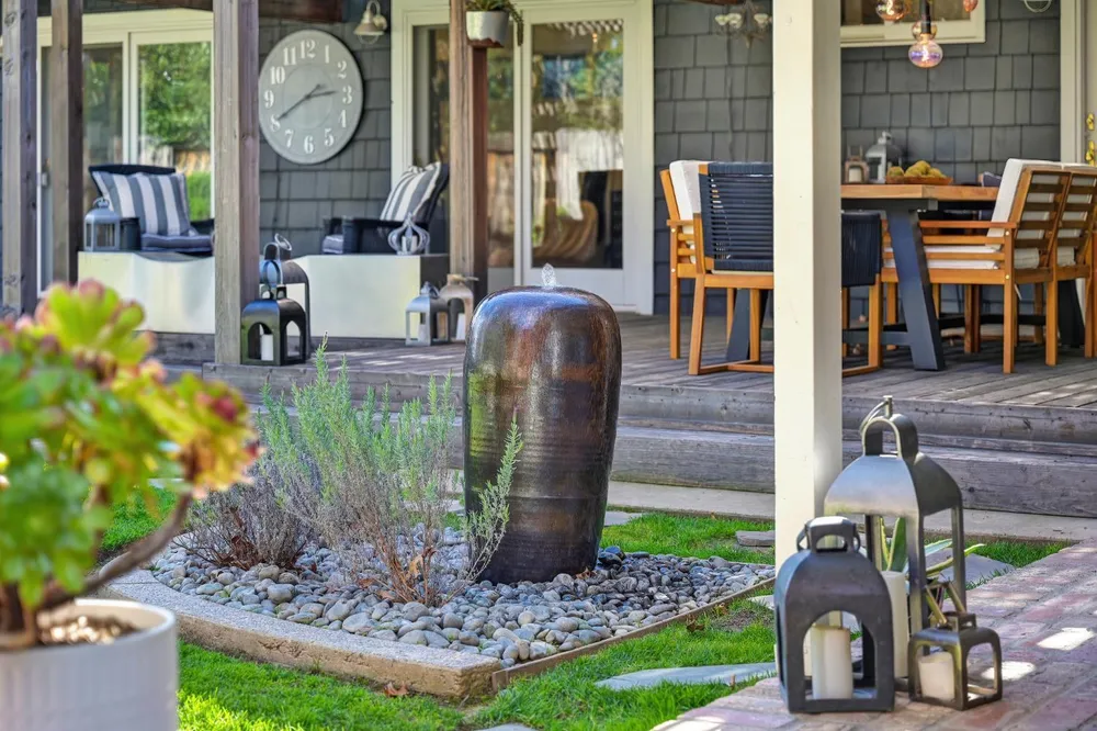 3852 El Ricon Way, Sacramento, CA 95864