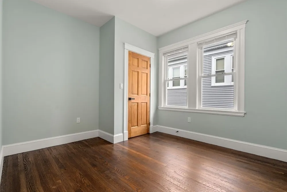21 Westmore Rd, Boston, MA 02126