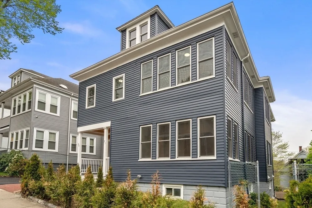 21 Westmore Rd, Boston, MA 02126