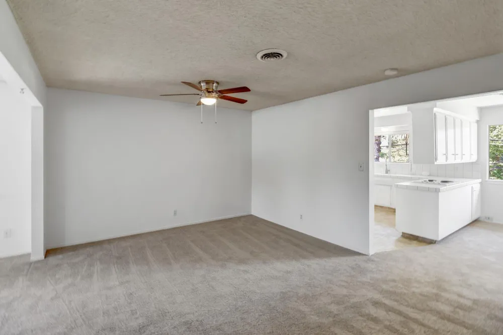 6030 Palm Dr, Carmichael, CA 95608