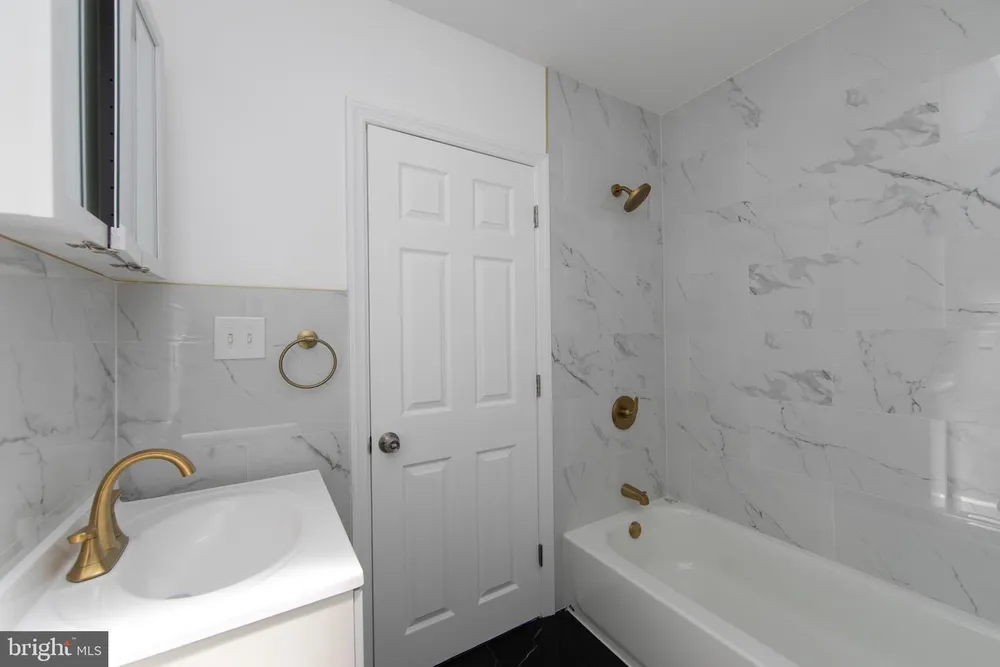 1553 Wildwood Ave, Camden, NJ 08103