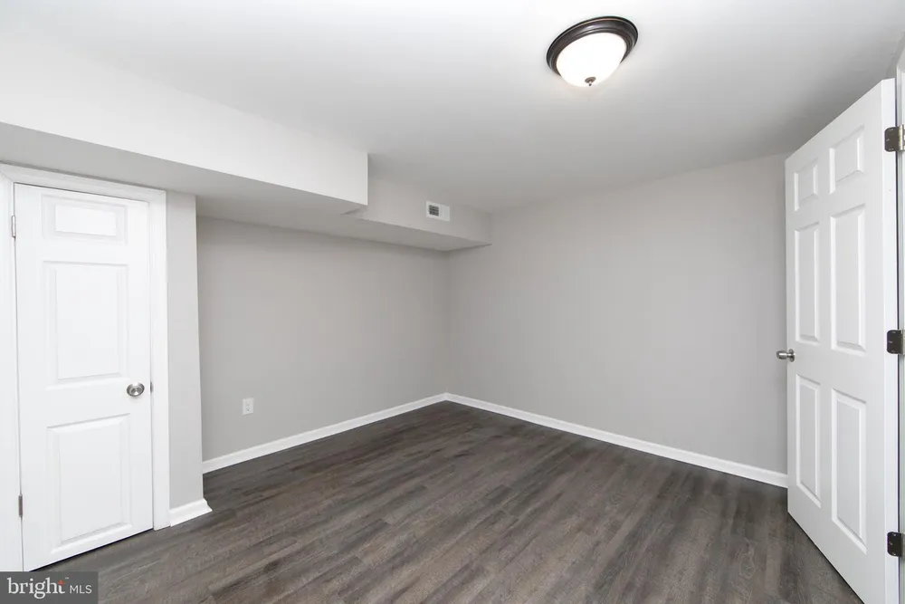 1553 Wildwood Ave, Camden, NJ 08103