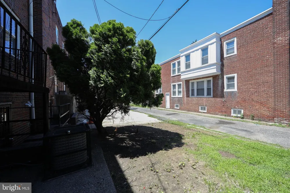 1553 Wildwood Ave, Camden, NJ 08103