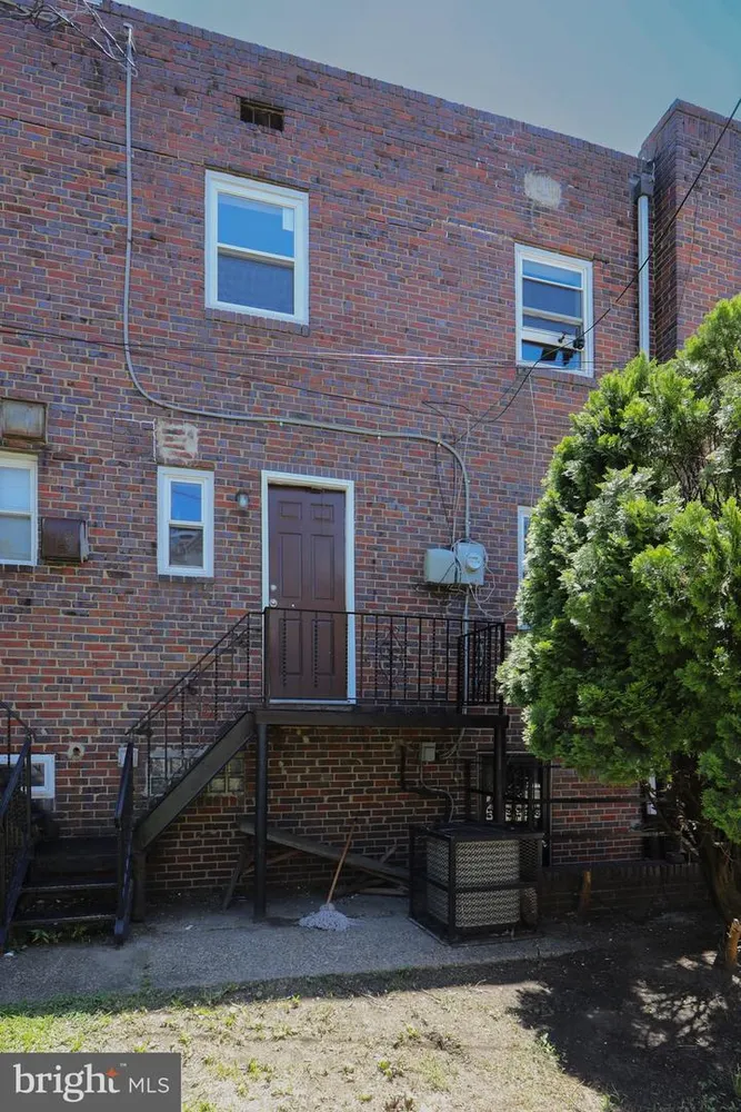 1553 Wildwood Ave, Camden, NJ 08103