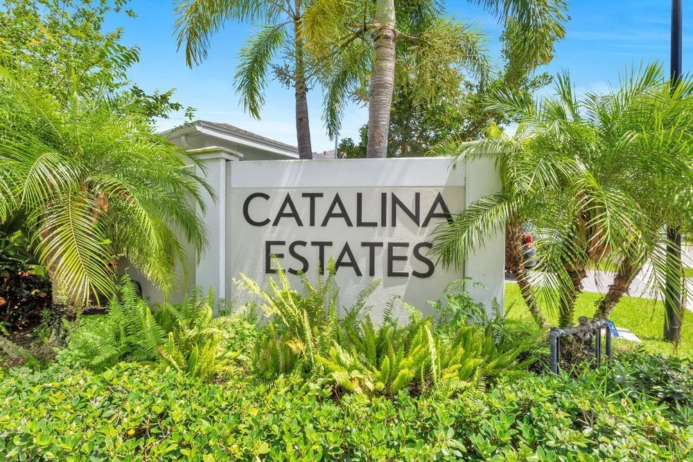 4506 Catalina Way, Greenacres, FL 33463