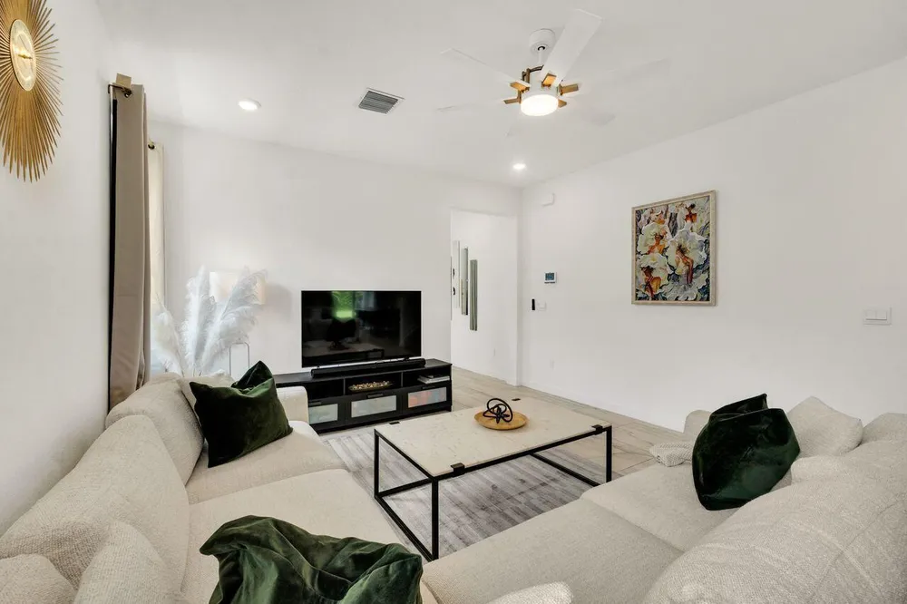 4506 Catalina Way, Greenacres, FL 33463