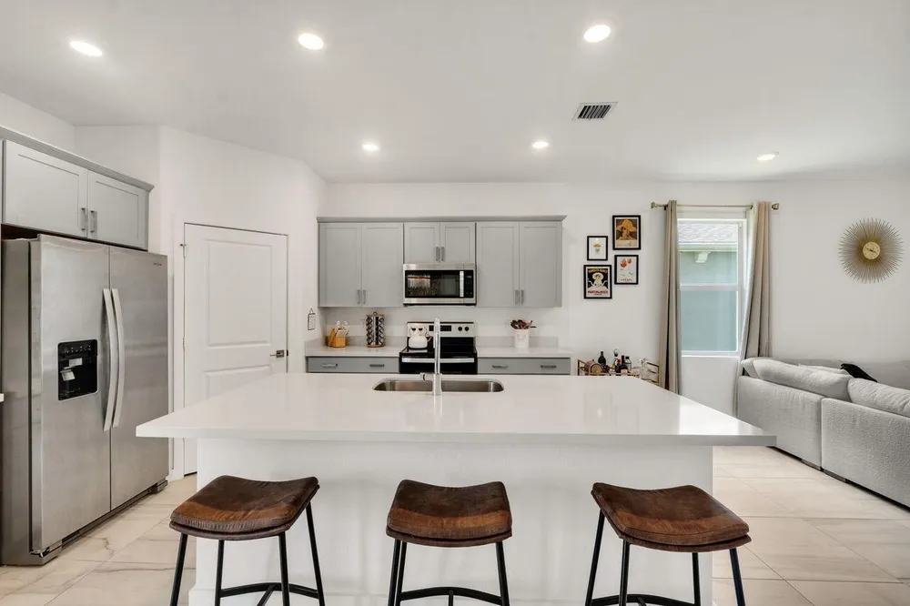 4506 Catalina Way, Greenacres, FL 33463