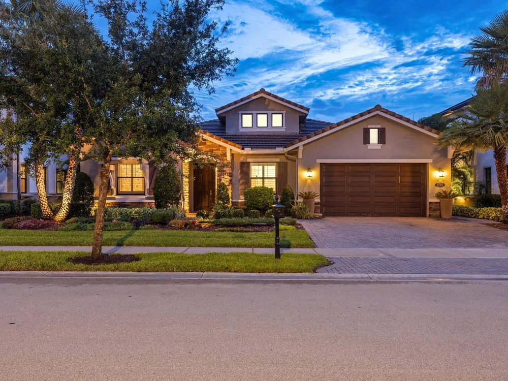 8785 Watercrest Circle W, Parkland, FL 33076-2677