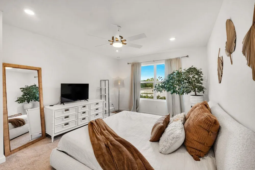 4506 Catalina Way, Greenacres, FL 33463