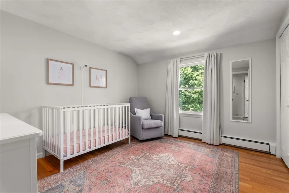 6 Hampton Ct, Lynnfield, MA 01940