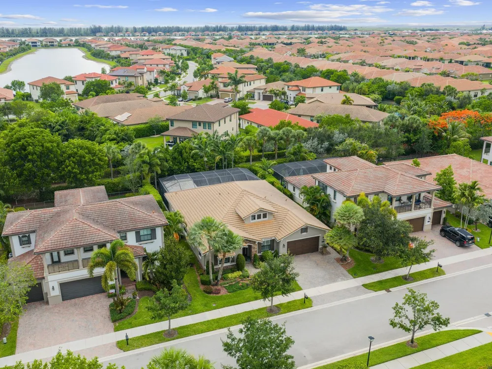 8785 Watercrest Circle W, Parkland, FL 33076-2677
