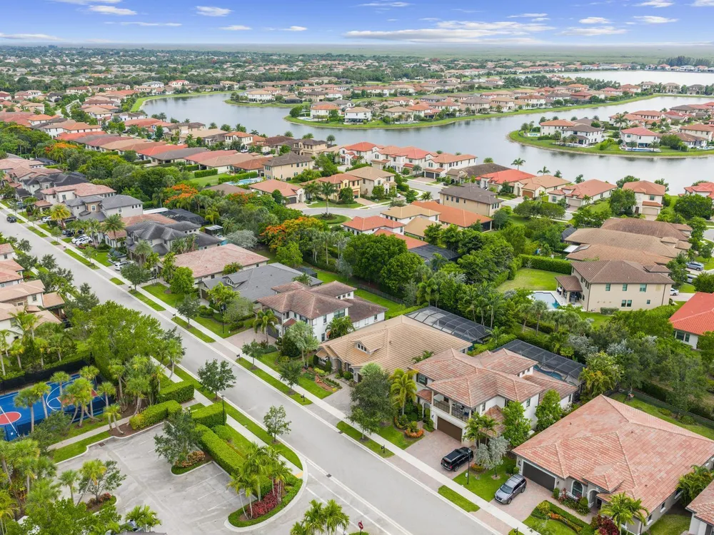 8785 Watercrest Circle W, Parkland, FL 33076-2677
