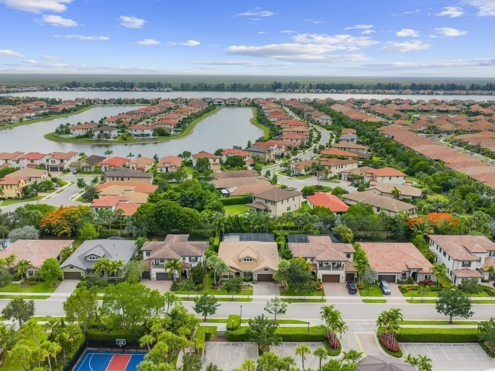 8785 Watercrest Circle W, Parkland, FL 33076-2677