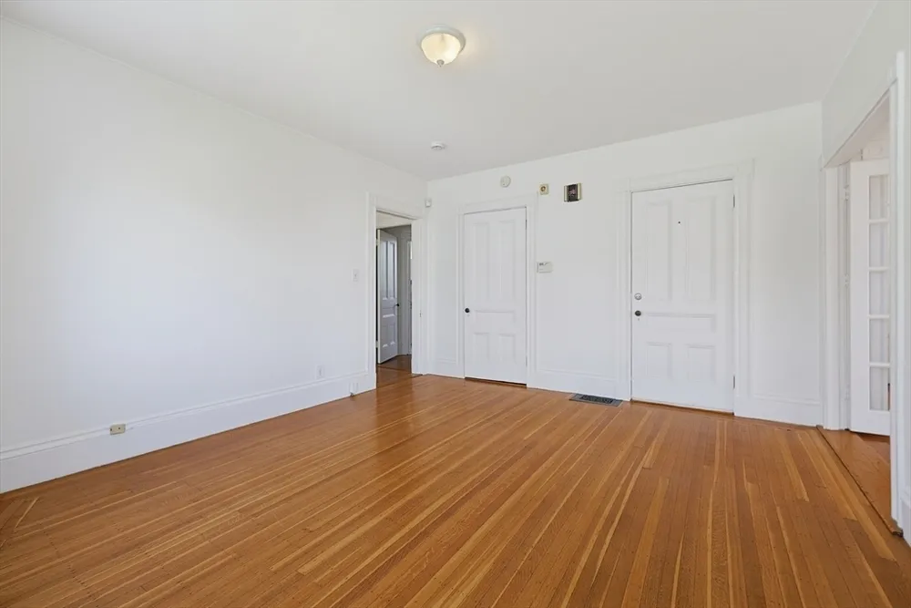 49 Atlantic Terrace, Lynn, MA 01902