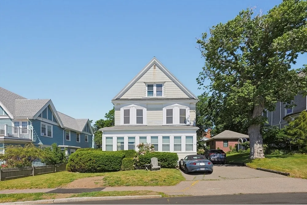 49 Atlantic Terrace, Lynn, MA 01902