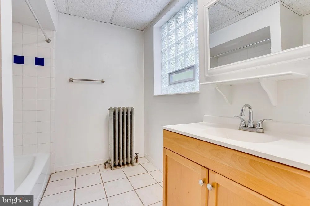 3707 Hamilton St, Philadelphia, PA 19104