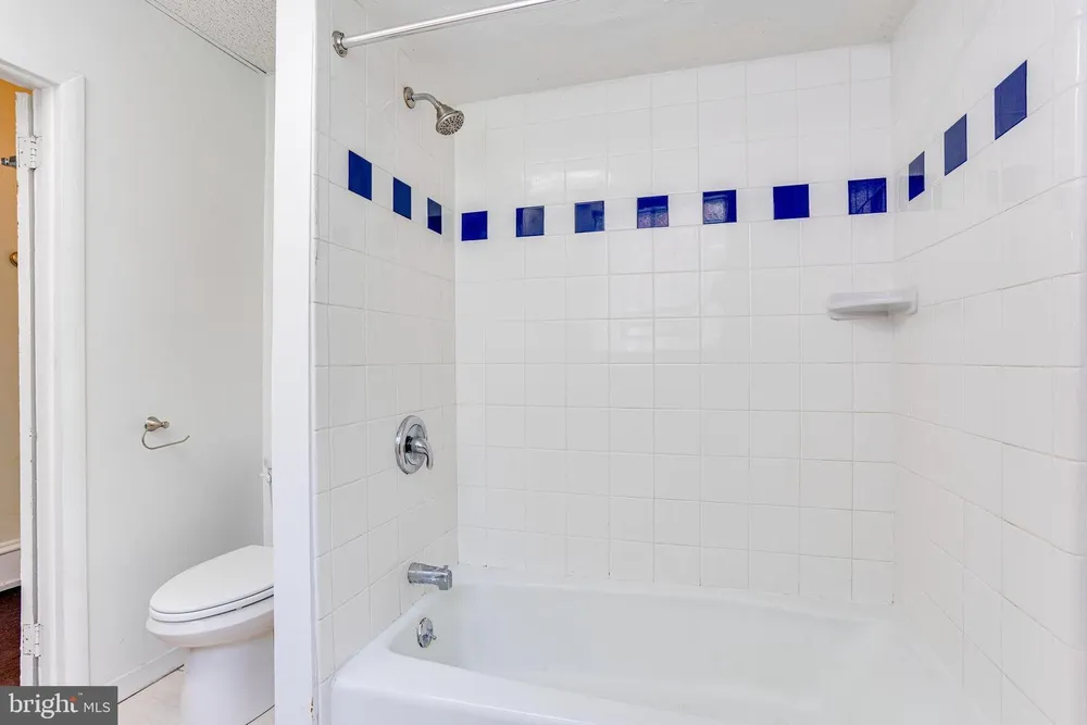 3707 Hamilton St, Philadelphia, PA 19104