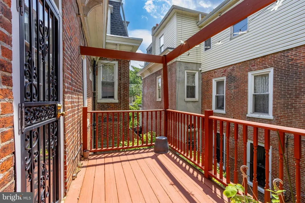 3707 Hamilton St, Philadelphia, PA 19104