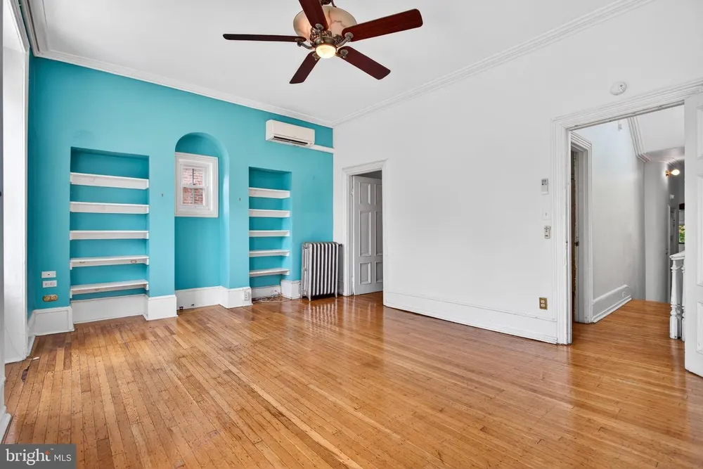3707 Hamilton St, Philadelphia, PA 19104