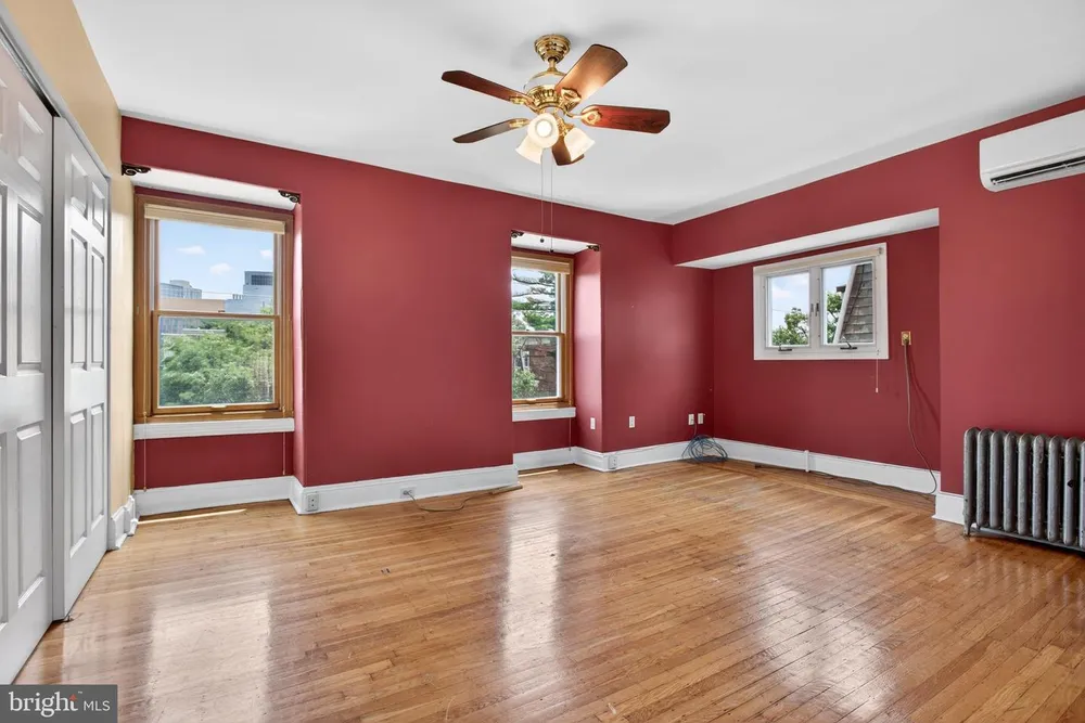 3707 Hamilton St, Philadelphia, PA 19104