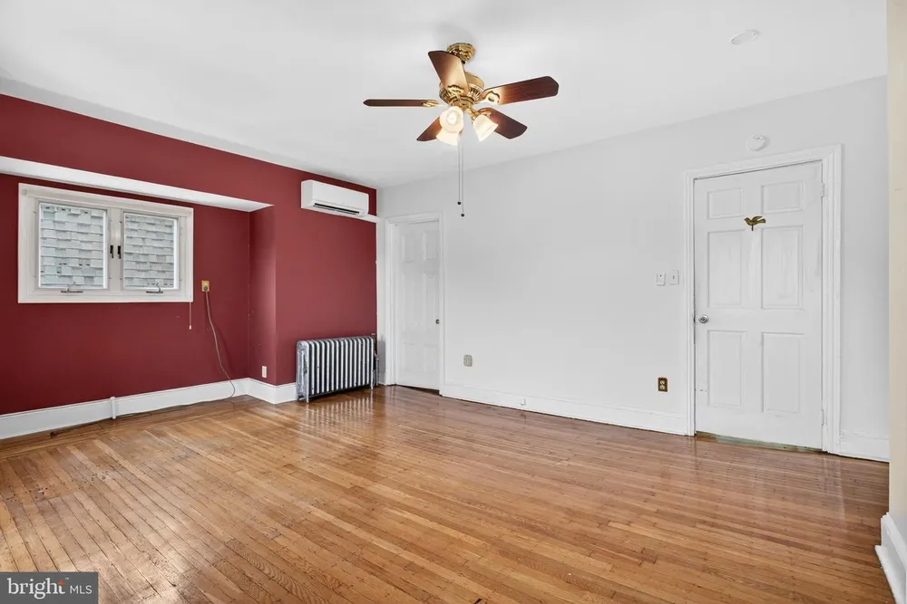 3707 Hamilton St, Philadelphia, PA 19104