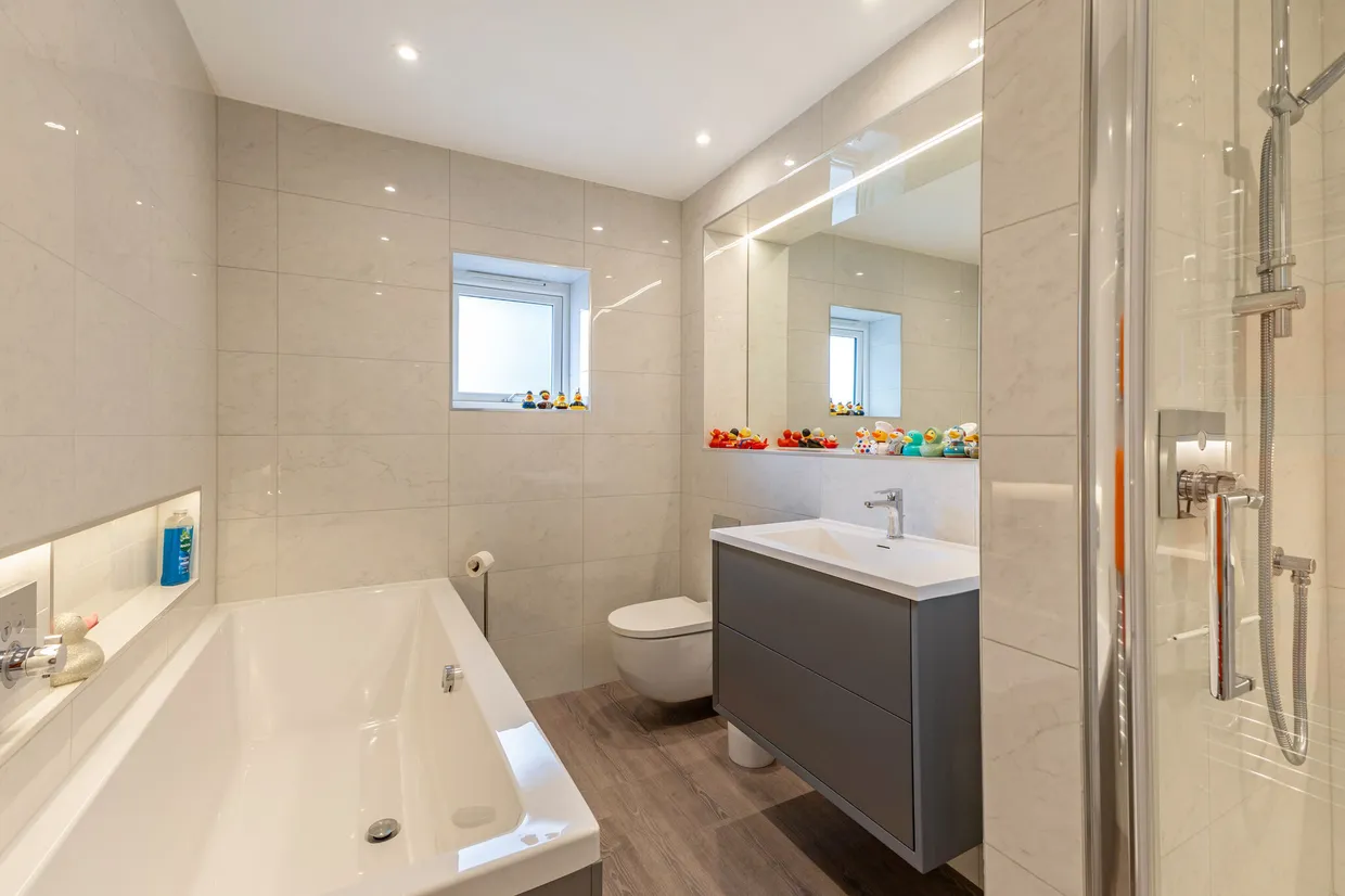 Orchard Close, Henley-On-Thames, RG9 photo 17