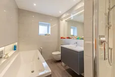 Orchard Close, Henley-On-Thames, RG9 photo 17