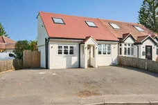 Rook Lane, Caterham, CR3 photo 1