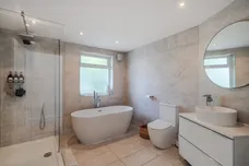 Rook Lane, Caterham, CR3 photo 6