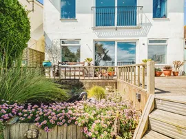 Brighton Road, Lancing thumb 3