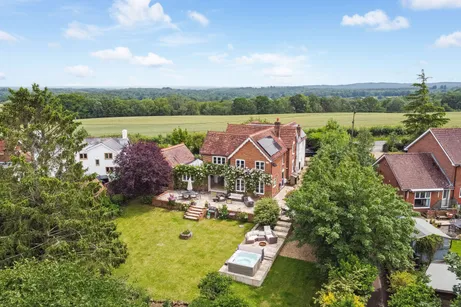 Woodfalls, Salisbury, SP5
