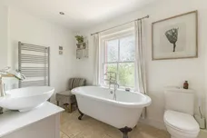 Woodfalls, Salisbury, SP5 photo 16