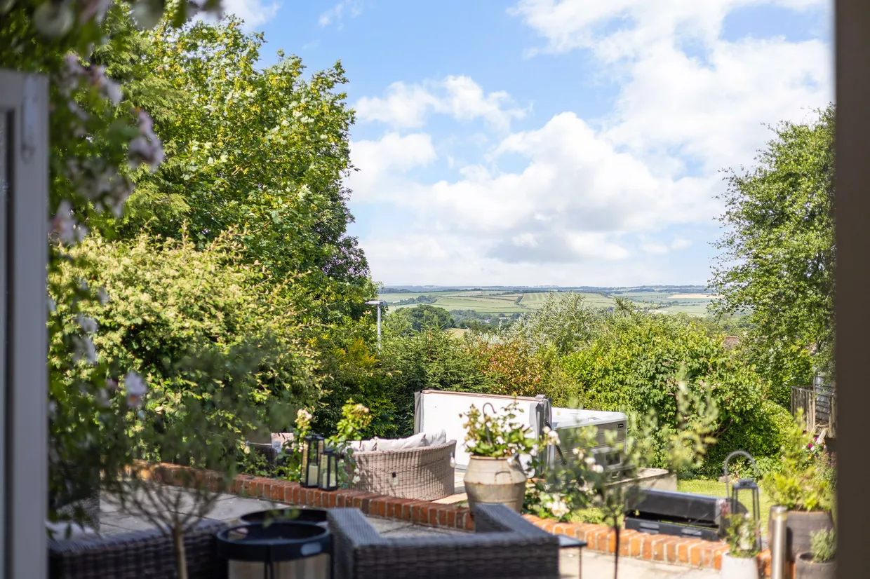 Woodfalls, Salisbury, SP5 photo 20