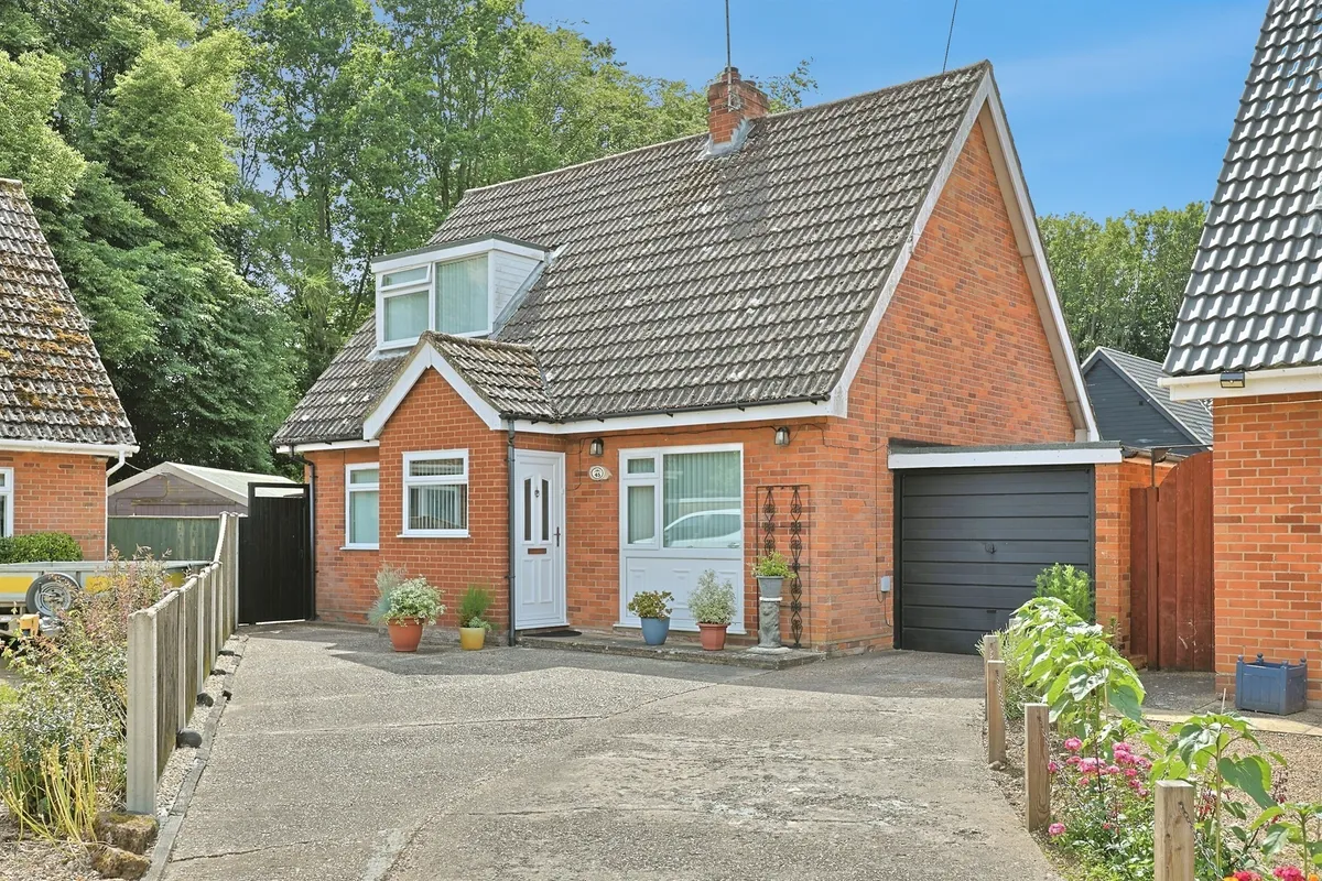 Windmill Avenue, Dereham