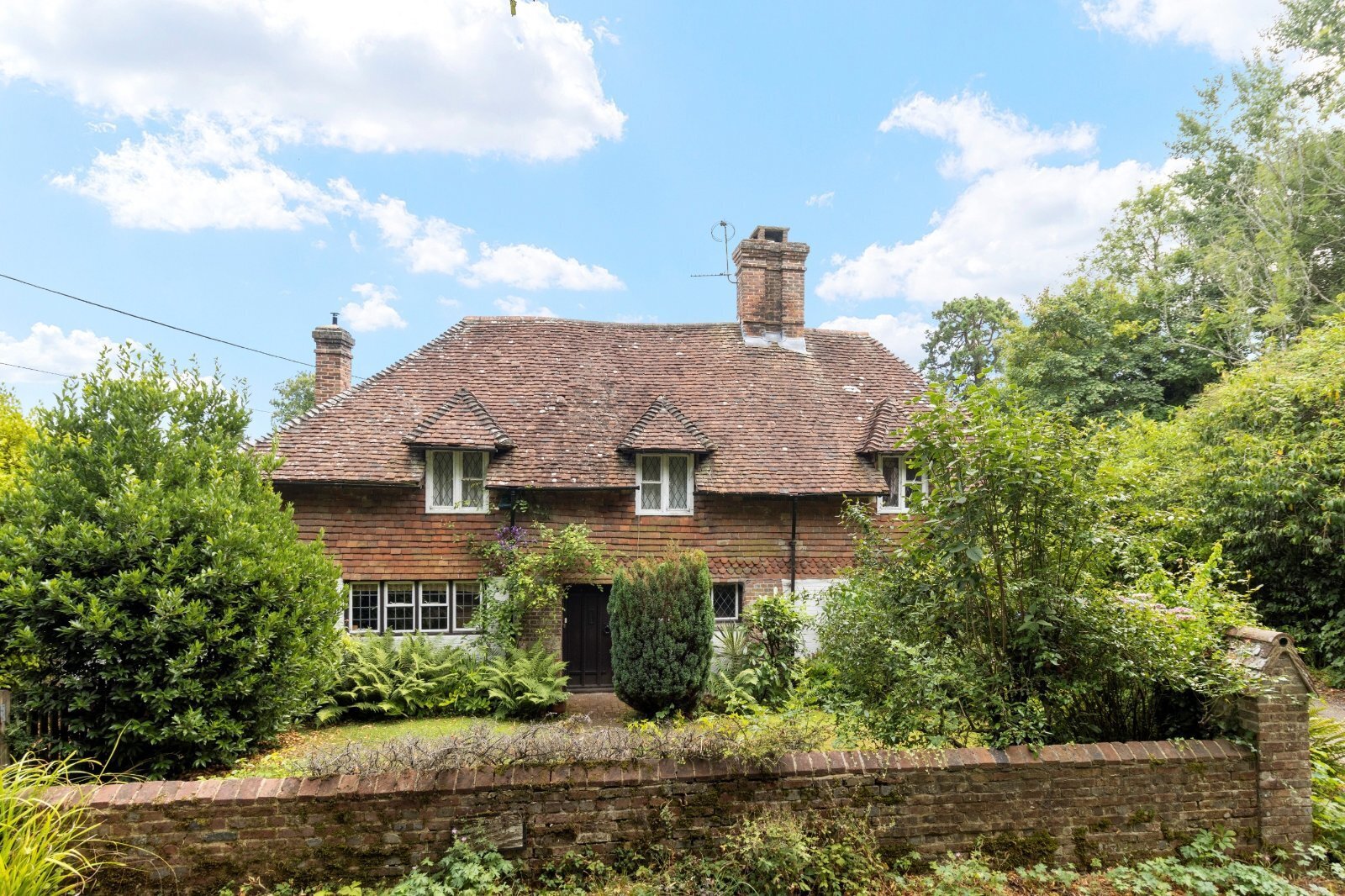 Brookhouse Lane, Framfield, Uckfield, East Sussex, TN22 Image 1